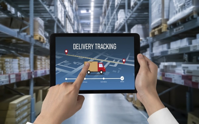 Hệ thống theo dõi và cập nhật đơn hàng